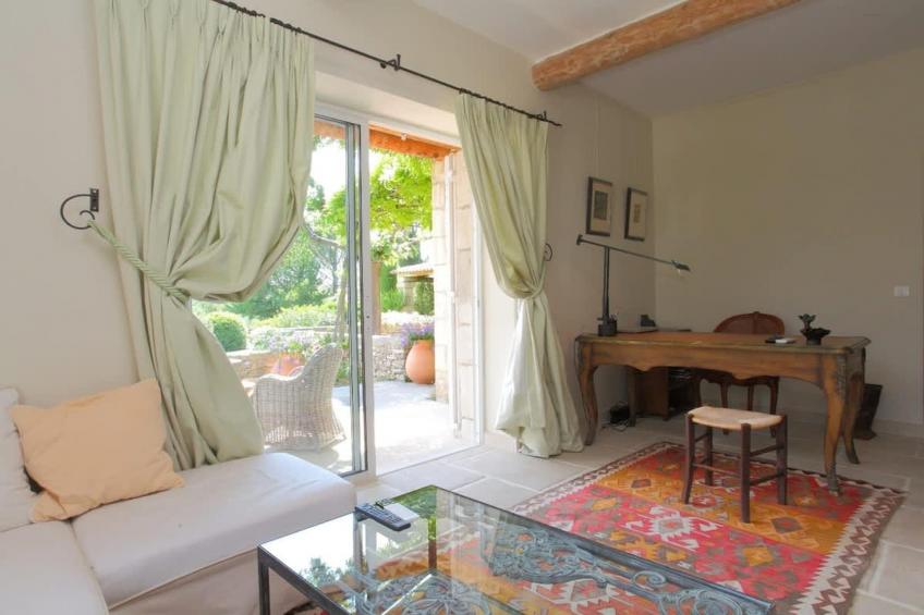 Bastide avec piscine 3 terrasses dans un écrin de verdure - foto 11