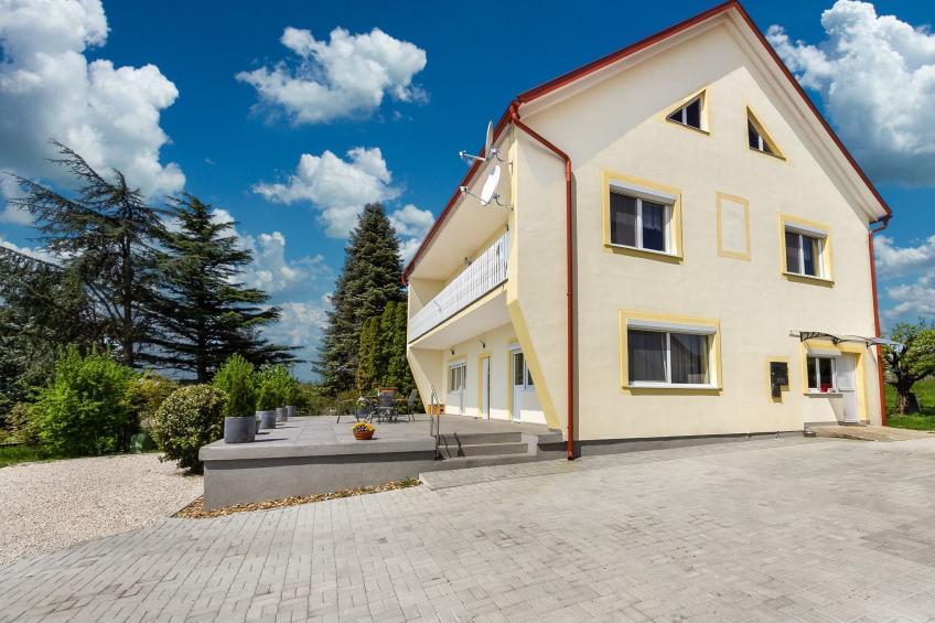 auf großem Gartengrundstück - foto 3