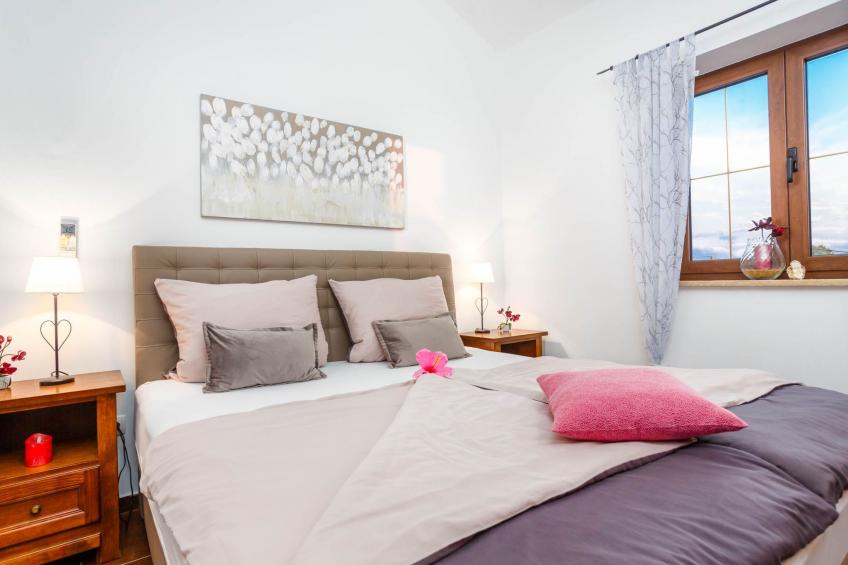 Villa Kamenica  im mediterranen Stil mit Innen- und Außenpool - foto 26