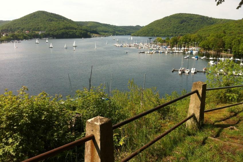 Ederseeblick in Bringhausen am Edersee - foto 30