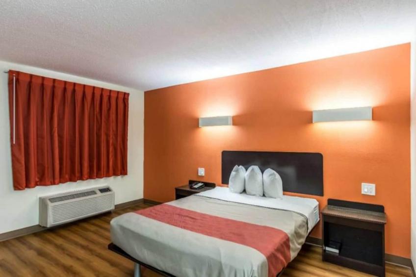 1 King Bed  Smoking - foto 17