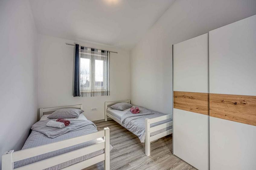 Villa met zwembad en airconditioning - BF-GWGG3 - foto 35