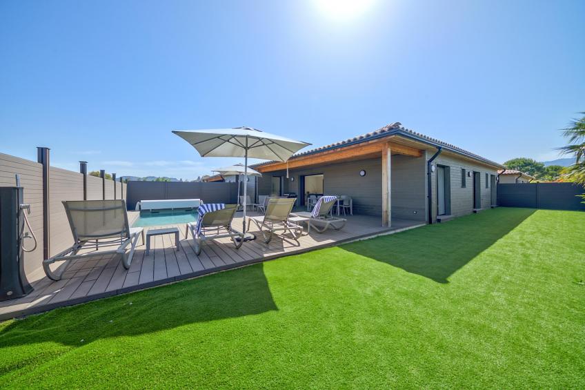Résidence Premium Pierre & Vacances Vesna Rossa Villa - 8 people - 4 bedrooms - Air conditioned - 7m private pool - Garden - foto 5