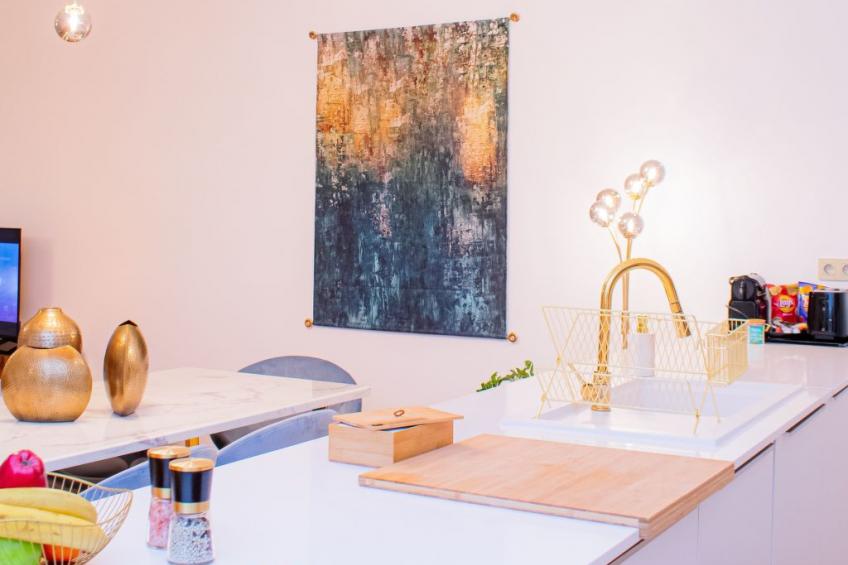 "Chic City Escape 2B" - foto 11