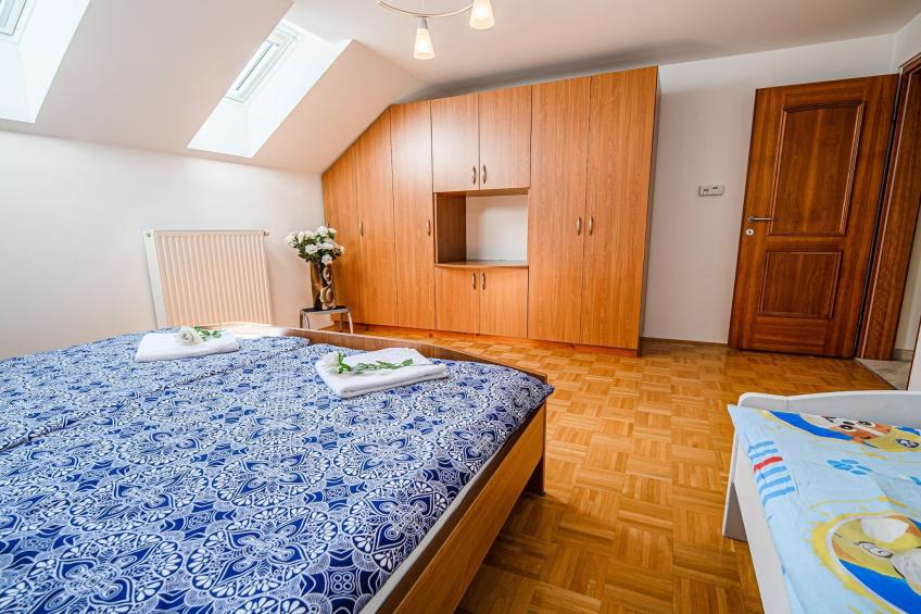 Sunny and Spacious Apartments with Terrace near Water Park - Three Bedroom Apartment with Terrace - foto 9