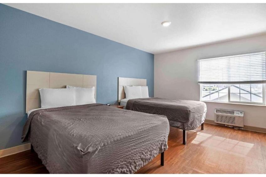 2 Full Beds | Non-Smoking, Kitchen - foto 2