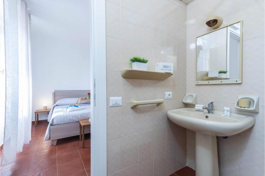 Una Finestra Sul Porto - foto 18