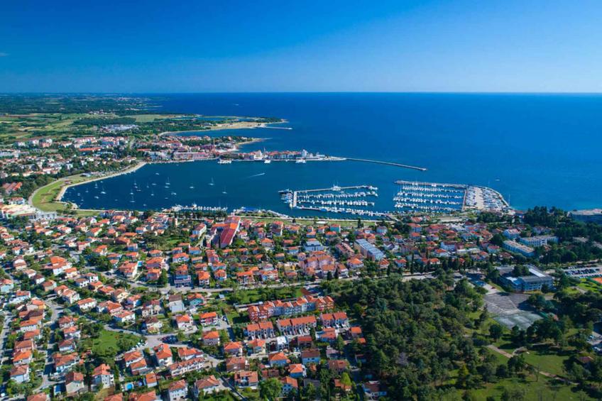 Vakantiewoning met een tuin en een terras, dicht bij de stranden - VW-RHHHT - foto 24