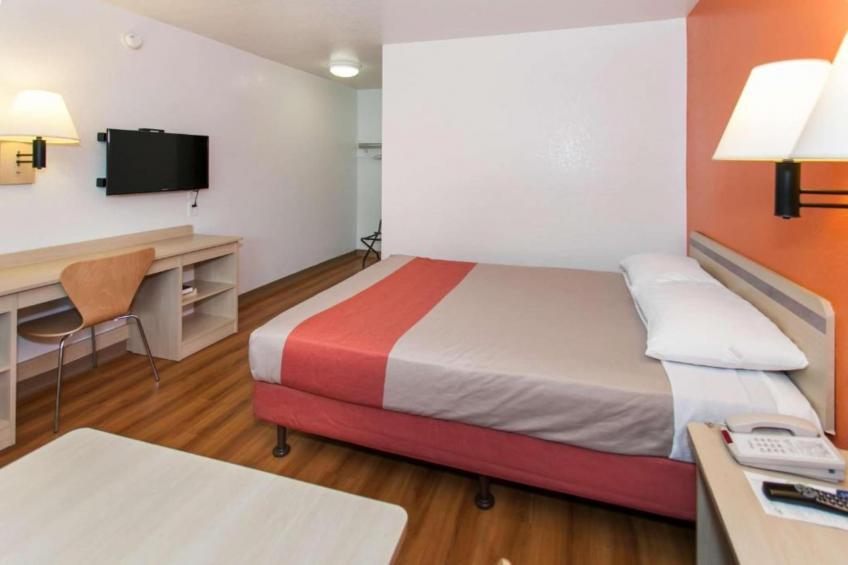 1 Queen Bed - foto 23