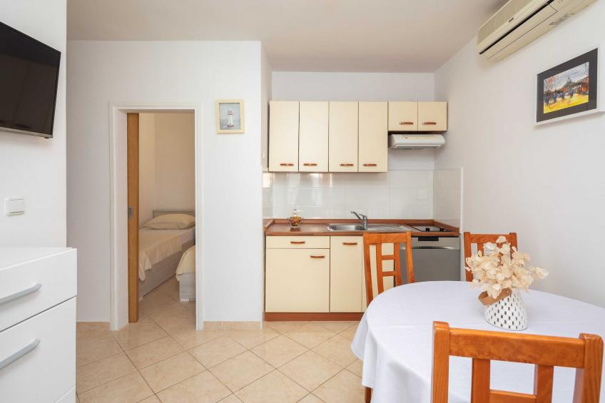 Apartment Bella Vista - Two Bedroom Apartment with Terrace (A4)