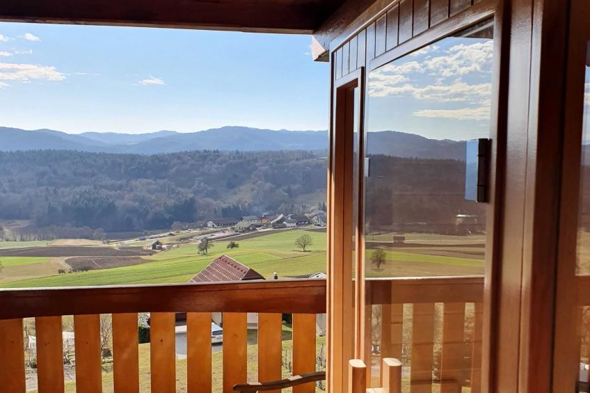 Vivid Hillside Country House with Hot-Tub and Sauna - Two Bedroom Country House - foto 30