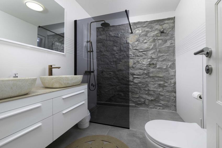 Luxury Krk Villa with Private Pool and Gardens - Three Bedroom Villa - foto 18