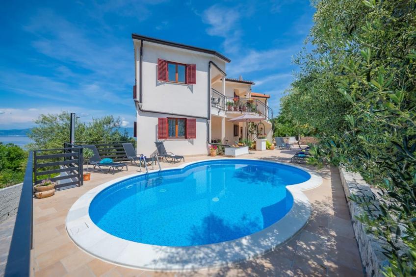 Lara 8 - Shared Pool, Sauna, Jacuzzi - foto 4