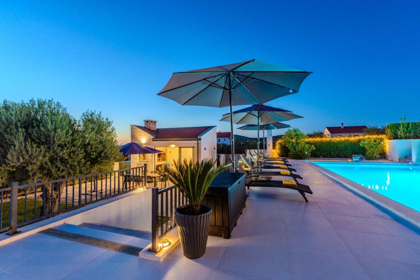 Beautiful villa Lara in Vrana with pool - foto 21