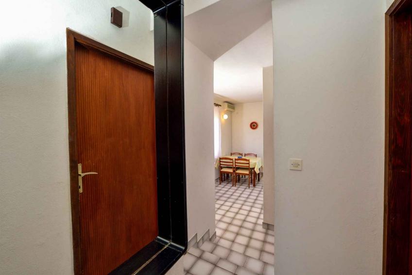Vakantiewoning met zwembad en airconditioning - VW-2DN69 - foto 40