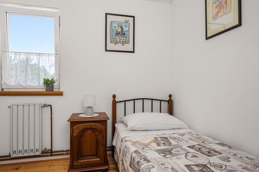 Gemütliches Ferienhaus in Ružići mit Offenem Kamin - foto 20