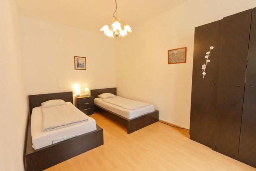 Wohnung in Fünfhaus mit Garten - foto 7