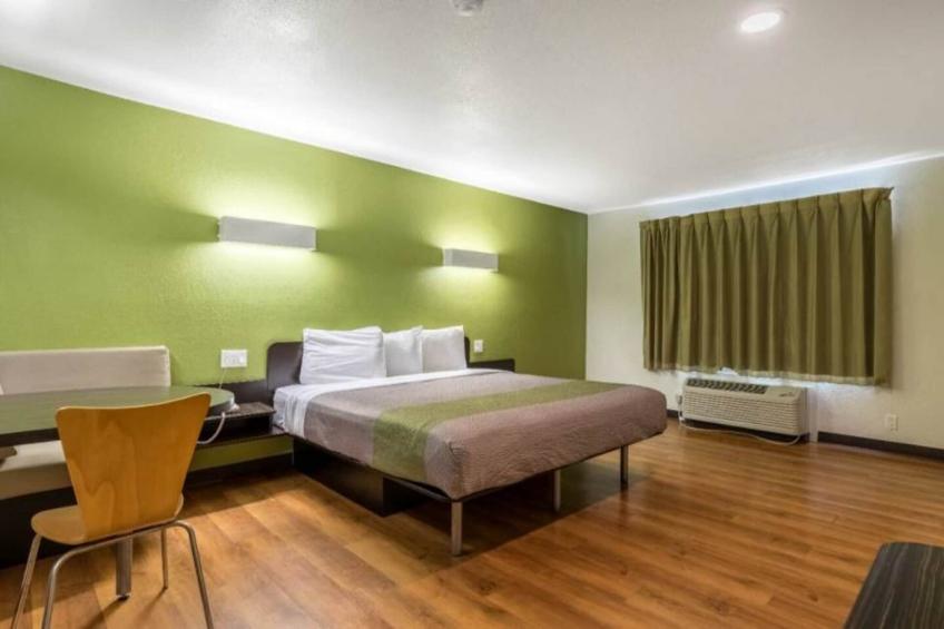 1 QUEEN BED  NON-SMOKING - foto 5