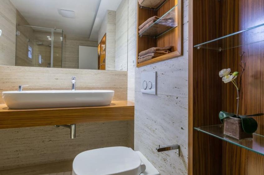 Luxuriöse Villa White Rose mit Pool in der Nähe von Zrče Beach - foto 17