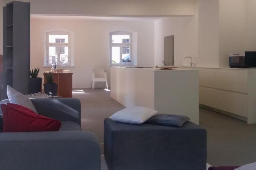 Design Ferienwohnung in historischer Villa - foto 2