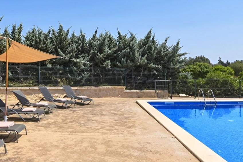 Finca mit großem eingezäunten Pool und Klimaanlage. - foto 15