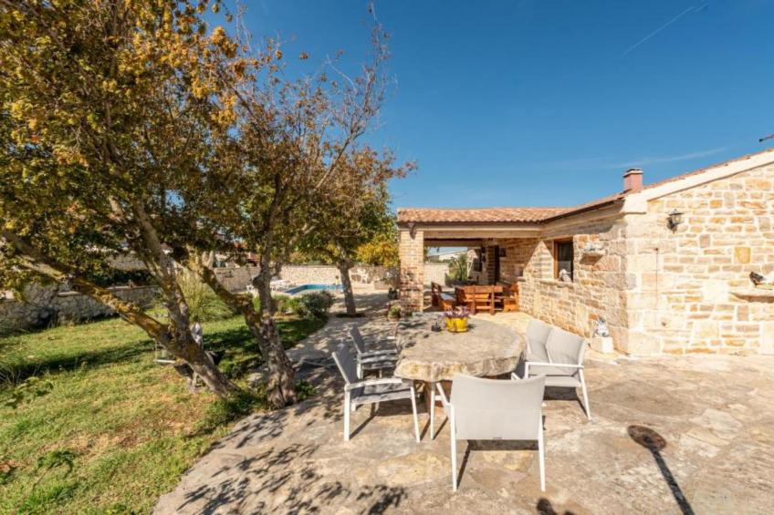 Holiday House Šimun - Three bedroom Holiday house with pool - foto 25