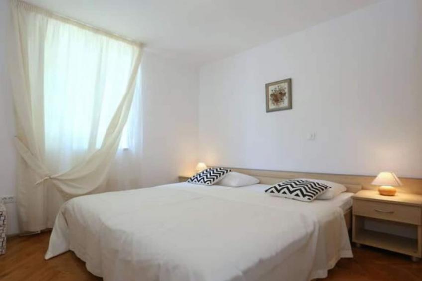 Beachfront Apartments Tamarix - One Bedroom Apartment with Partial Sea View - foto 6