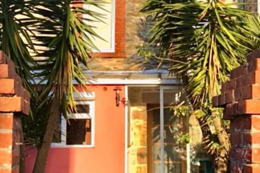 Stadthaus mit eigenem Garten und Grill