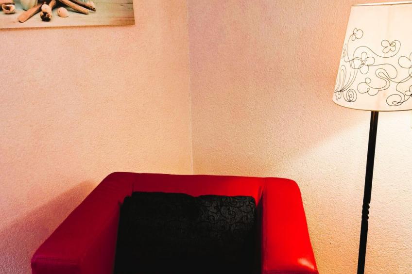 mit Garten und Parkplatz - foto 8