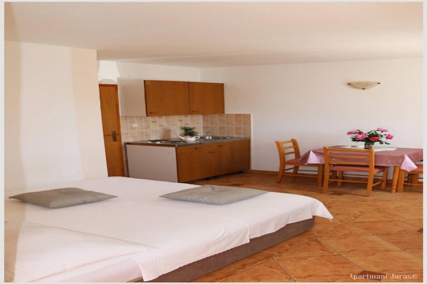 Apartments Juras - Studio Apartment with Balcony and Side Sea View (Tea) - foto 3