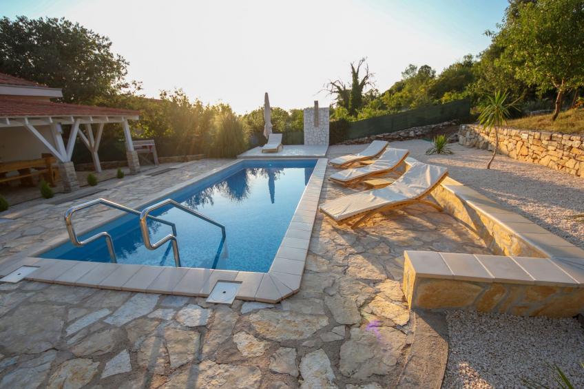 Gemütliche Villa Gabriel mit Schwimmbad - foto 3