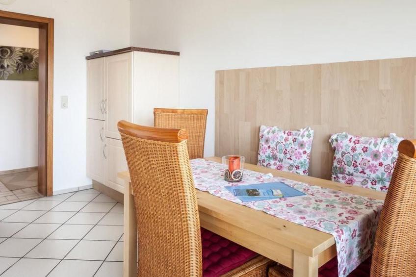 mit Balkon und Rheinblick - foto 8