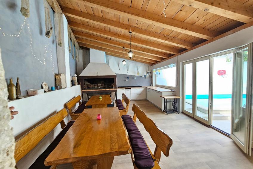 Steinhaus mit privatem Außenpool - foto 12