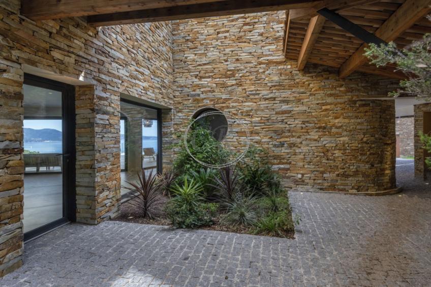 Außergewöhnliche Villa am Cap Bénat - foto 18