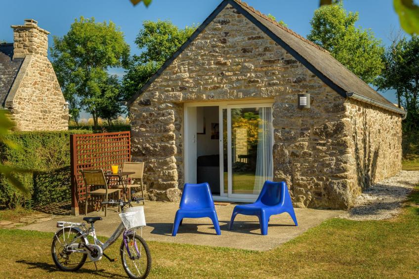 Großes Haus mit überdachtem und beheiztem Swimmingpool - foto 42
