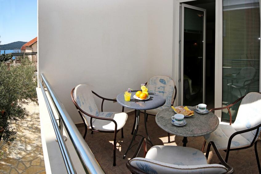 Apartments & Rooms Villa Petra -  One Bedroom Apartment with Balcony and Sea View (A4) - foto 23