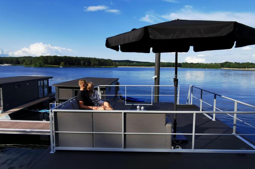 Houseboat Marina Mookerplas 4-6 persons (roof terrace)