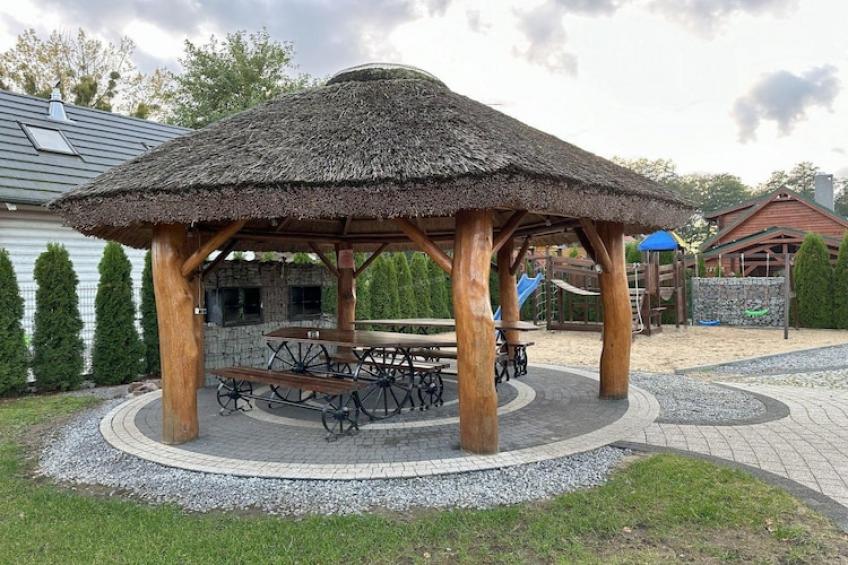 Domki wakacyjne w stylu góralskim z kominkiem Lubrza - foto 19