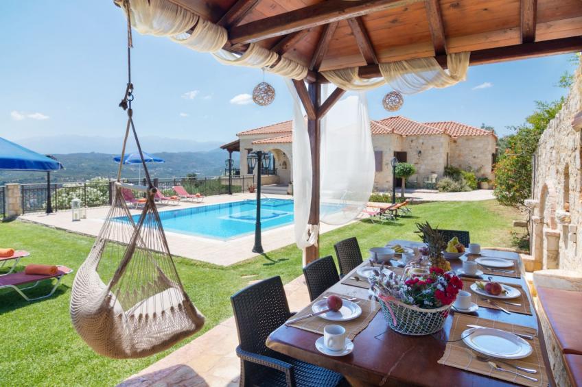 Familienvilla mit privatem Pool und Kinderbereich - foto 12