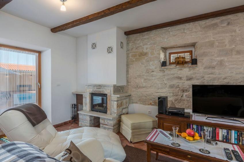 Gemütliches Ferienhaus in Peresiji mit Grill und Terrasse - foto 49