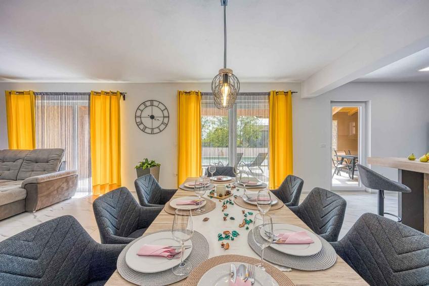 Villa met zwembad en airconditioning - BF-GWGG3 - foto 45