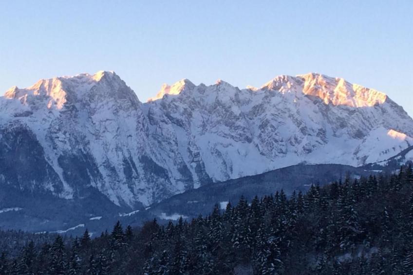 mit Blick auf die Berge - foto 28