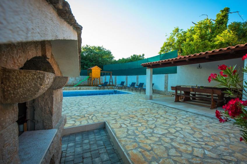 Haus in Grubine mit Außenpool - foto 61