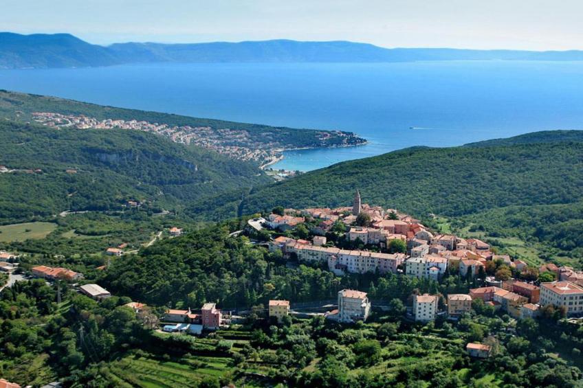 Apartment Mirna with Pool and Lovely Garden - foto 36