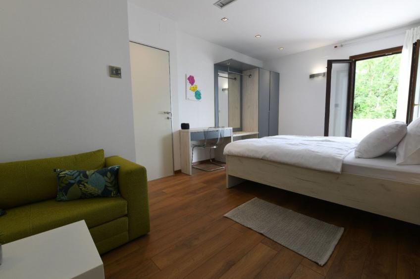 Ferienvilla mit Whirlpool - foto 15