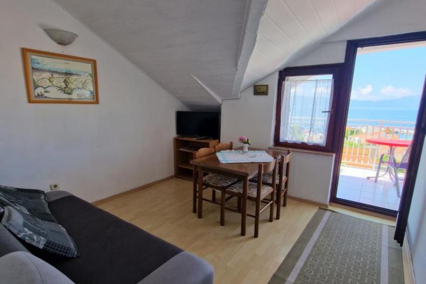 Two Bedroom  Apartment with Terrace and Sea View 4