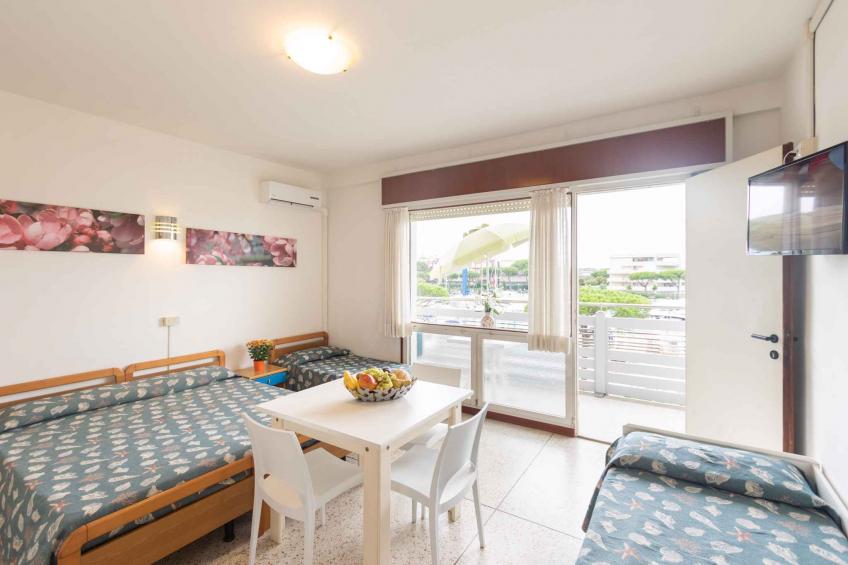 Holiday apartment just 350 meters from the beach - BF-H4RV - foto 13