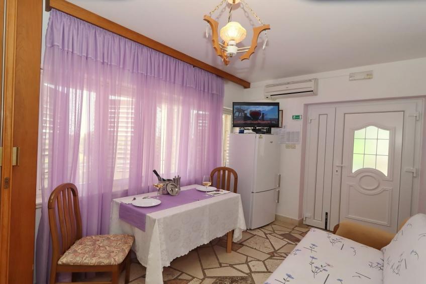 Apartments Villa Marijana - Standard One Bedroom Apartment with Terrace and Garden View (Marijana 4) - foto 11