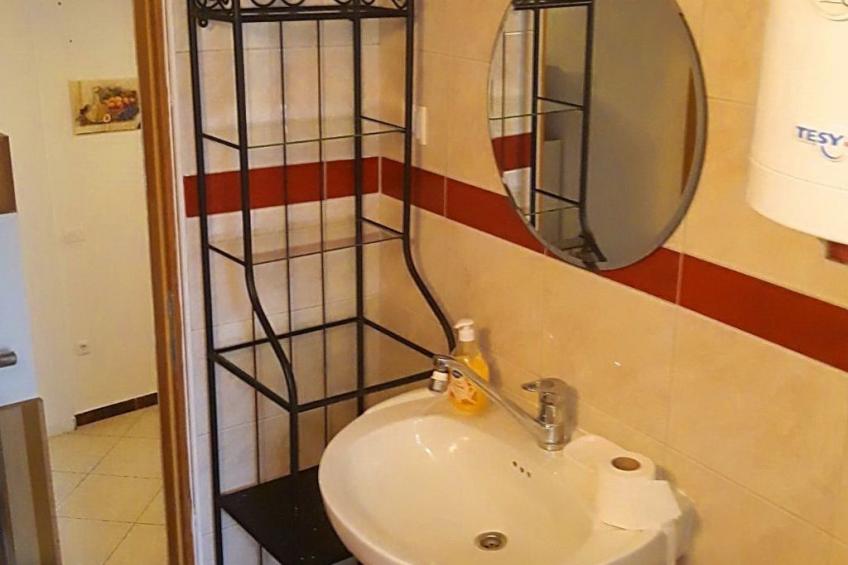 für 2 Personen  + 1 Kind ca. 40 m² in Zubovici, Adriaküste Kroatien (Kroat - foto 7