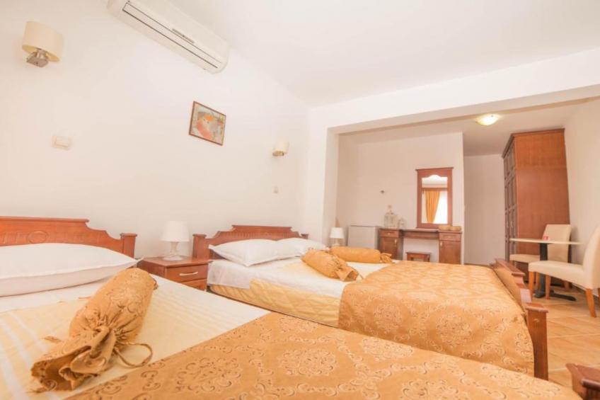 Fiammanti Hotel Montenegro-Triple Room with Balcony and Sea View 1
